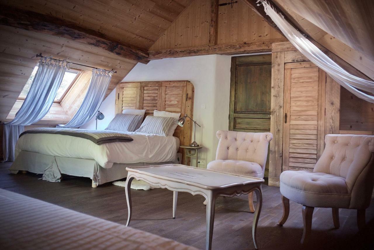 Chambres D'Hotes Des Lodges De La Cascade Yenne Екстер'єр фото