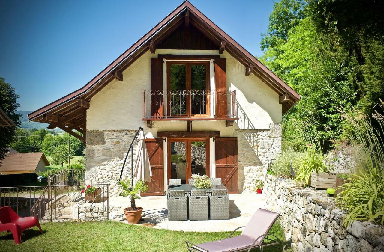 Chambres D'Hotes Des Lodges De La Cascade Yenne Екстер'єр фото